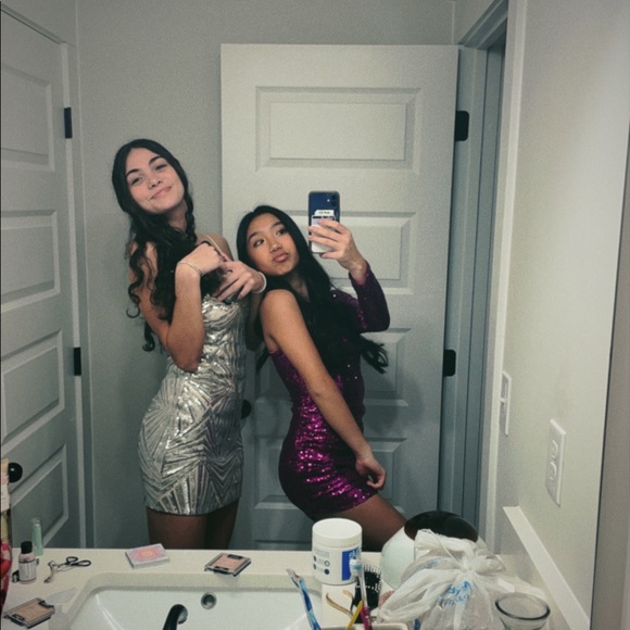 Meet your posher, Catherine - Picture 2 of 8